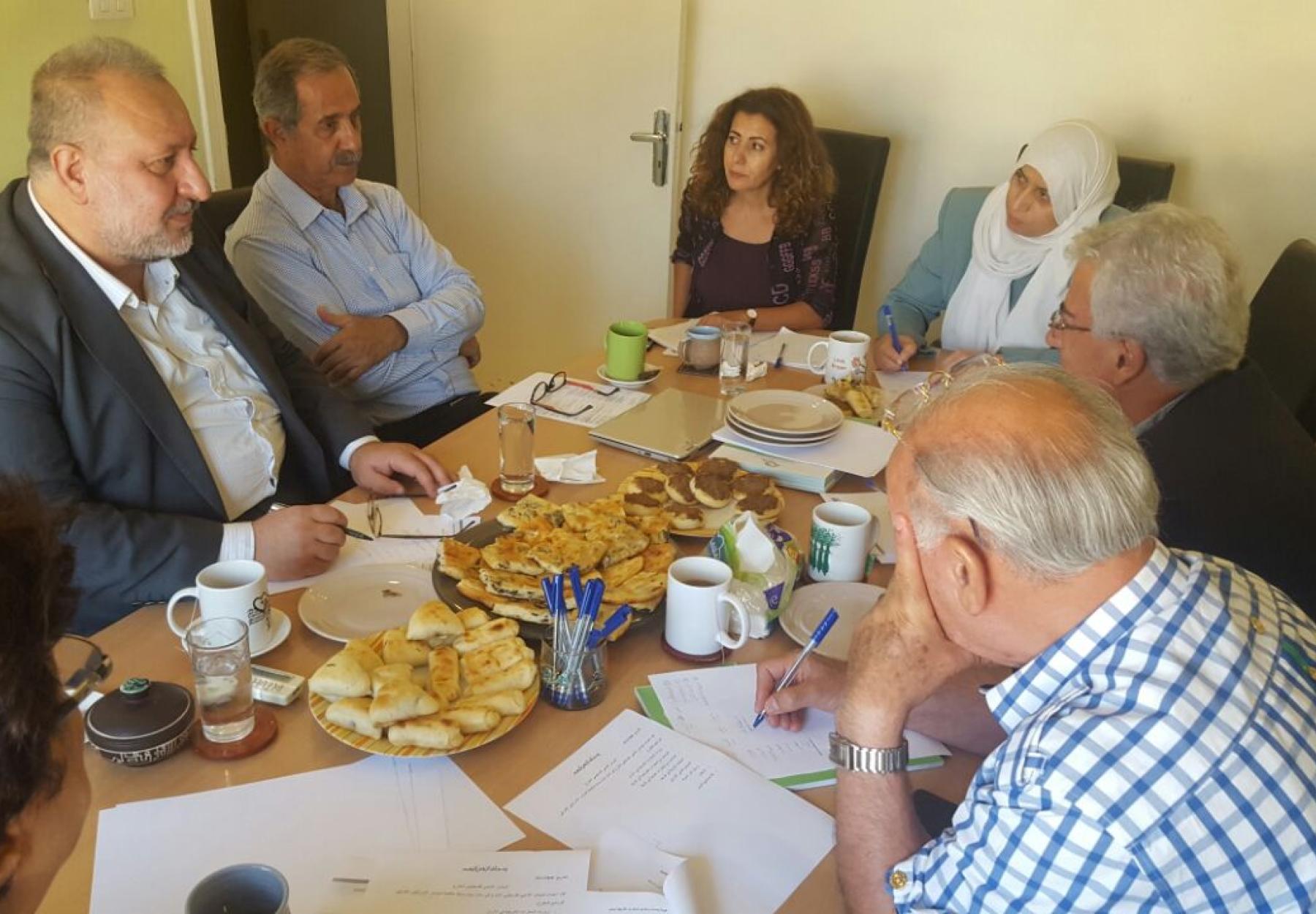 العربية تستضيف اعضاء من مؤتمر فلسطينيي الخارج في مكاتبها
